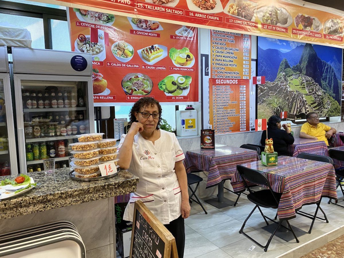 Restaurantes peruanos en el mercado de los Mostenses