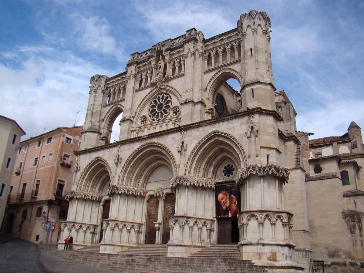 Catedral de Santa María y San Julián